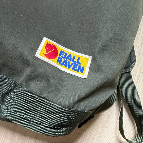 Fjallraven Vardag G-1000 Totepack Olive Green Adjustable Outdoor Sweden Nature - Picture 4 of 12